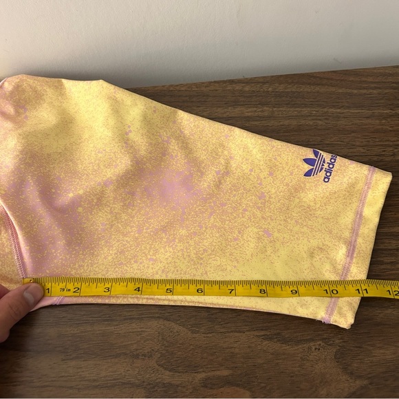 Adidas Women's Speckled Pink and Yellow Bike Shorts XS - Picture 9 of 10